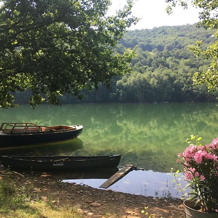 Lake House I // Alauzet Ecolodge + Nature Spa Castelnau-de-Mandailles Exterior foto